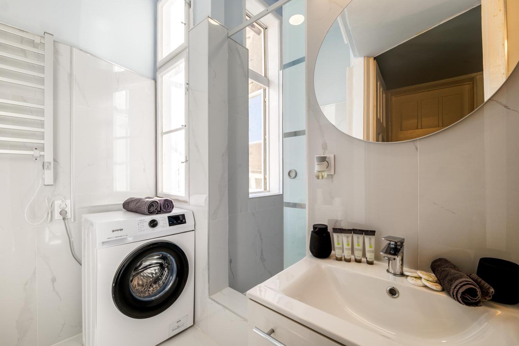 Golbarg Synagoge Apartment In Heart Of City 부다페스트 외부 사진